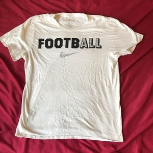 White nike - foot t shirt 🏈💧